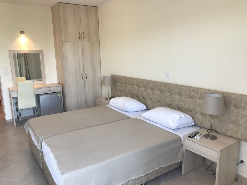Ai Helis Resort Svoronata Buitenkant foto