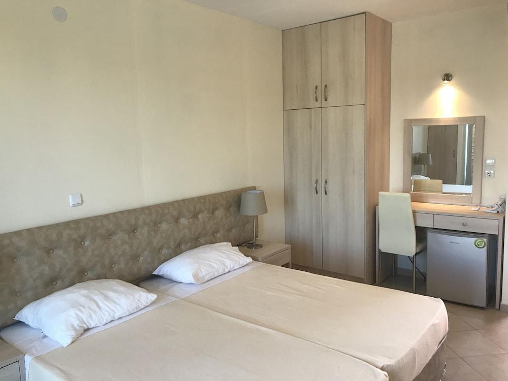 Ai Helis Resort Svoronata Buitenkant foto