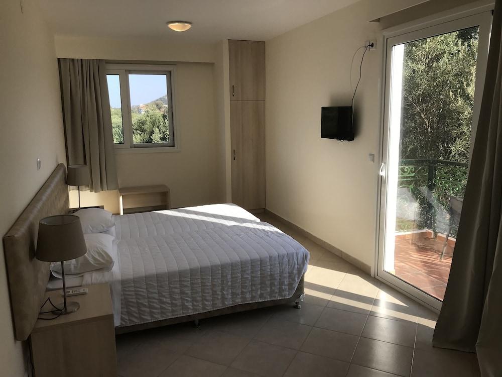 Ai Helis Resort Svoronata Buitenkant foto