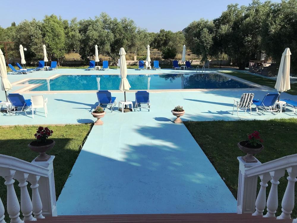 Ai Helis Resort Svoronata Buitenkant foto
